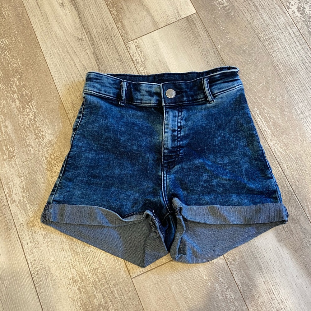 H&M high waisted shorts
